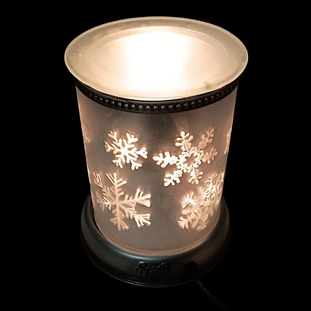 Scentsy Silver Frost Glass Shade Base Wax Warmer Lampshade Collection Snowflake.